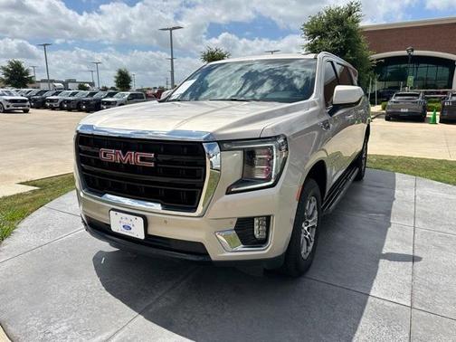 2022 GMC Yukon XL SLE