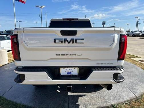 2024 GMC Sierra 2500 Denali Ultimate
