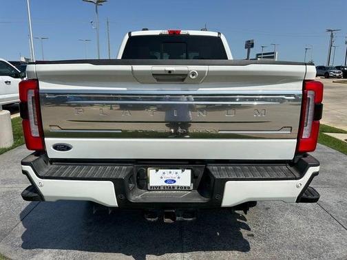2023 Ford F-250 Platinum