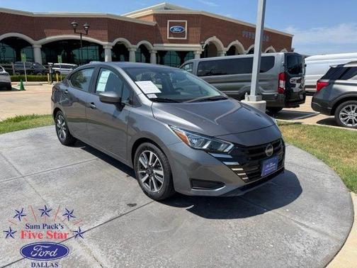 Gun Metallic 2023 Nissan Versa 1.6 SV