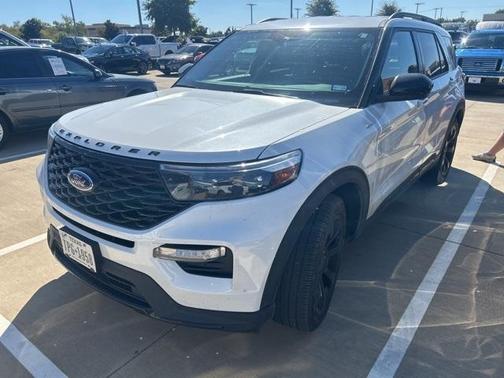 2023 Ford Explorer ST-Line