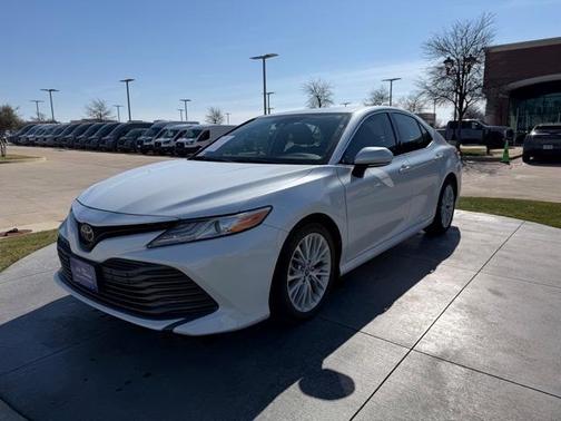 2020 Toyota Camry XLE