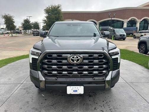 2023 Toyota Tundra Platinum