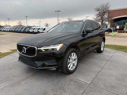 2021 Volvo XC60 T5 Momentum