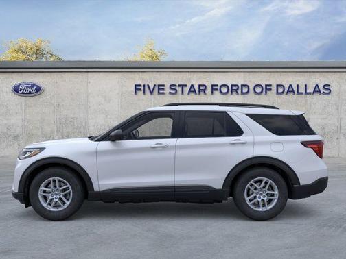 Space White Metallic 2026 Ford Explorer Active