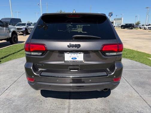 2018 Jeep Grand Cherokee Altitude