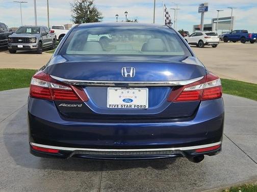 2016 Honda Accord LX