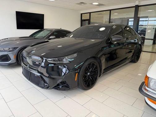Black Sapphire Metallic 2025 BMW M5 Base