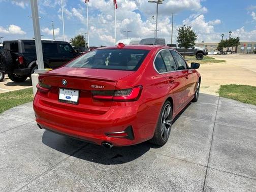 2021 BMW 330 i xDrive