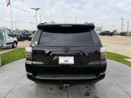 2021 Toyota 4Runner SR5