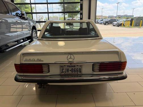 White 2017 Ford F-250