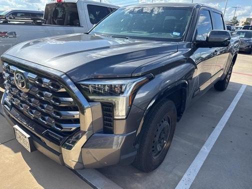 2024 Toyota Tundra Platinum