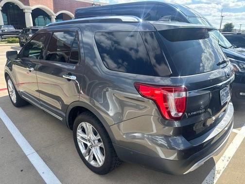 Magnetic 2017 Ford Explorer Limited