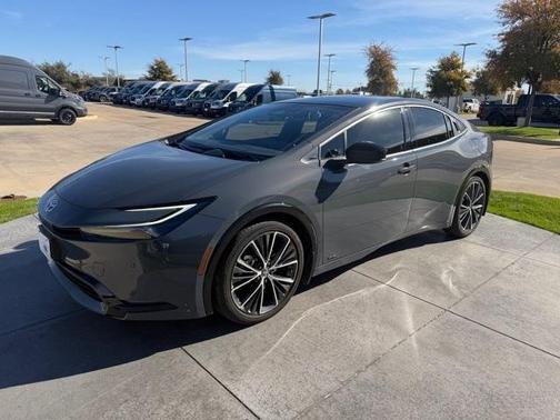 2024 Toyota Prius XLE