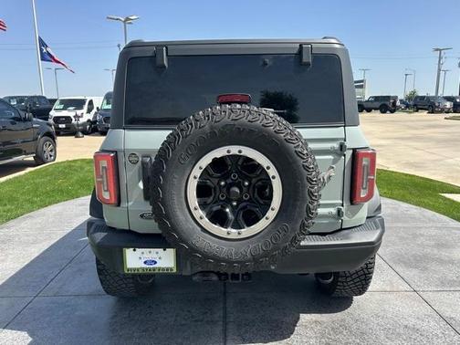 2022 Ford Bronco Badlands