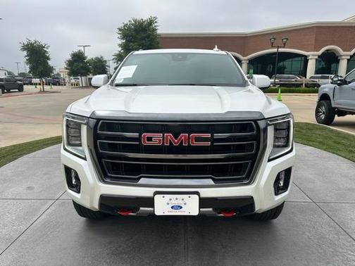 2023 GMC Yukon XL AT4