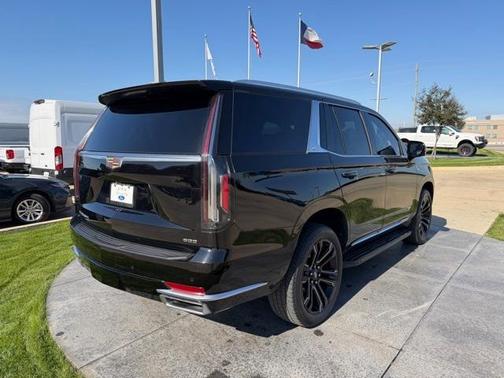 2021 Cadillac Escalade Luxury