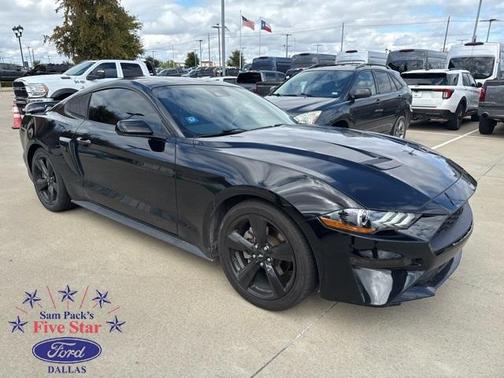 2021 Ford Mustang EcoBoost