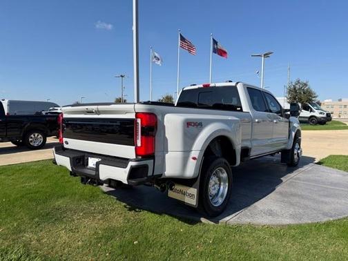 2026 Ford F-450 Platinum