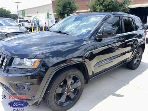 Brilliant Black Crystal Pearlcoat 2014 Jeep Grand Cherokee Altitude