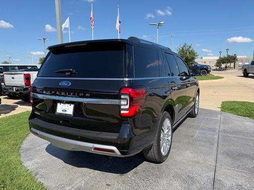 2024 Ford Expedition Platinum