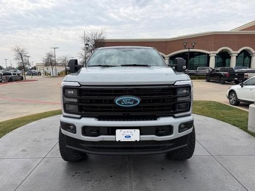 2025 Ford F-250 Platinum