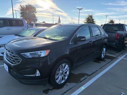 2023 Ford Edge Titanium