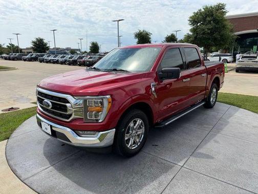 Rapid Red Metallic Tinted Clearcoat 2021 Ford F-150 XLT