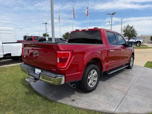 Rapid Red Metallic Tinted Clearcoat 2021 Ford F-150 XLT