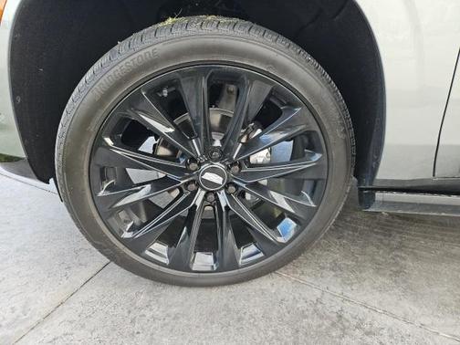 2025 Cadillac Escalade Sport Platinum