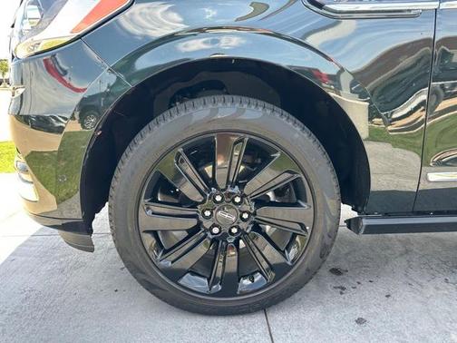 2022 Lincoln Navigator Black Label