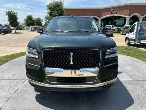 2022 Lincoln Navigator Black Label
