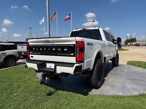 2025 Ford F-250 Platinum