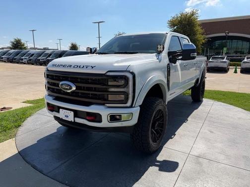 2025 Ford F-250 Platinum