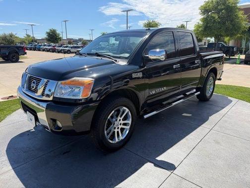 Magnetic Black 2015 Nissan Titan SL