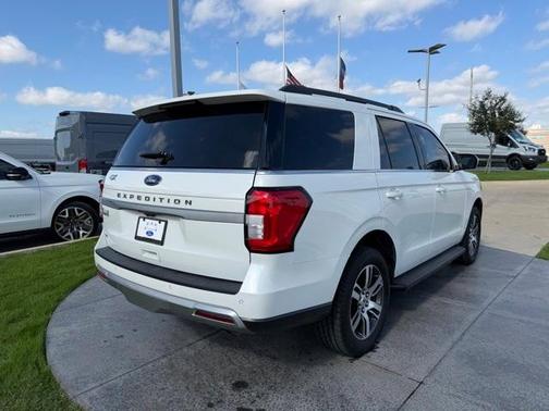 2024 Ford Expedition XLT