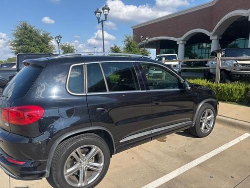 2017 Volkswagen Tiguan 2.0T Sport