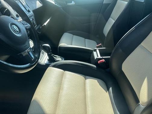 2017 Volkswagen Tiguan 2.0T Sport