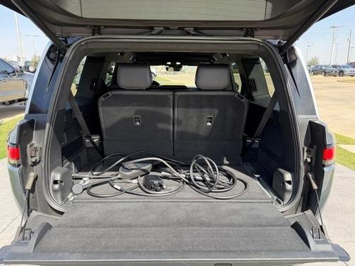 2023 Rivian R1S Adventure Quad Motor Large Pack