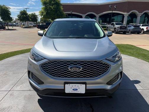 Silver Metallic 2024 Ford Edge SEL