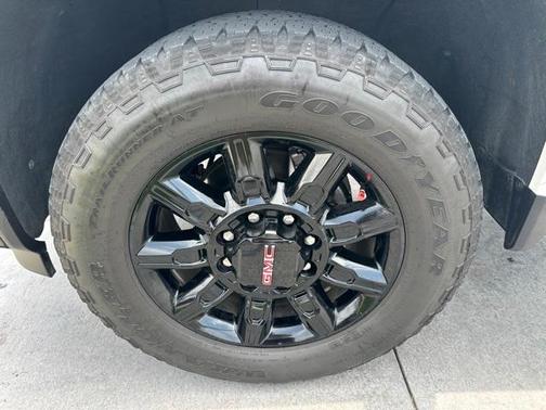 2024 GMC Sierra 2500 AT4