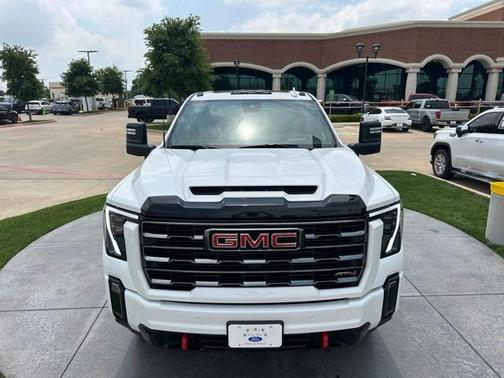 2024 GMC Sierra 2500 AT4