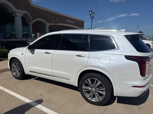 2021 Cadillac XT6 Premium Luxury FWD