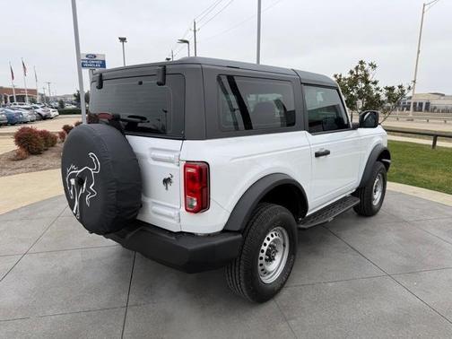 2025 Ford Bronco Base