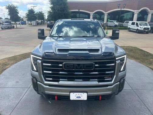 2024 GMC Sierra 2500 AT4