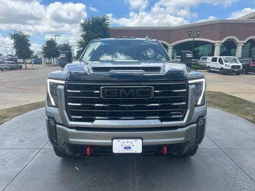 2024 GMC Sierra 2500 AT4