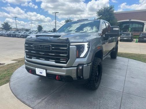 2024 GMC Sierra 2500 AT4