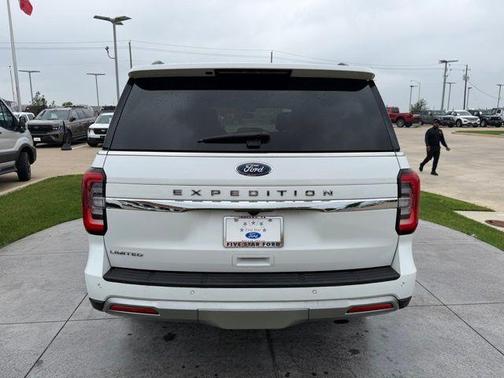 Oxford White 2024 Ford Expedition Limited