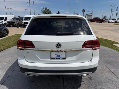 Pure White 2019 Volkswagen Atlas 3.6L SE