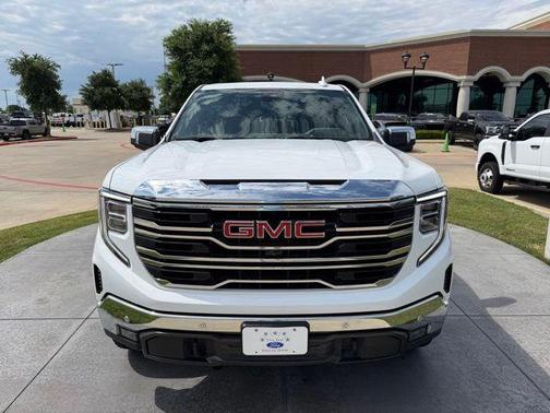 Summit White 2023 GMC Sierra 1500 SLT